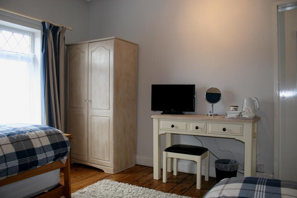 Mere Cottage B & B Alsager Room photo